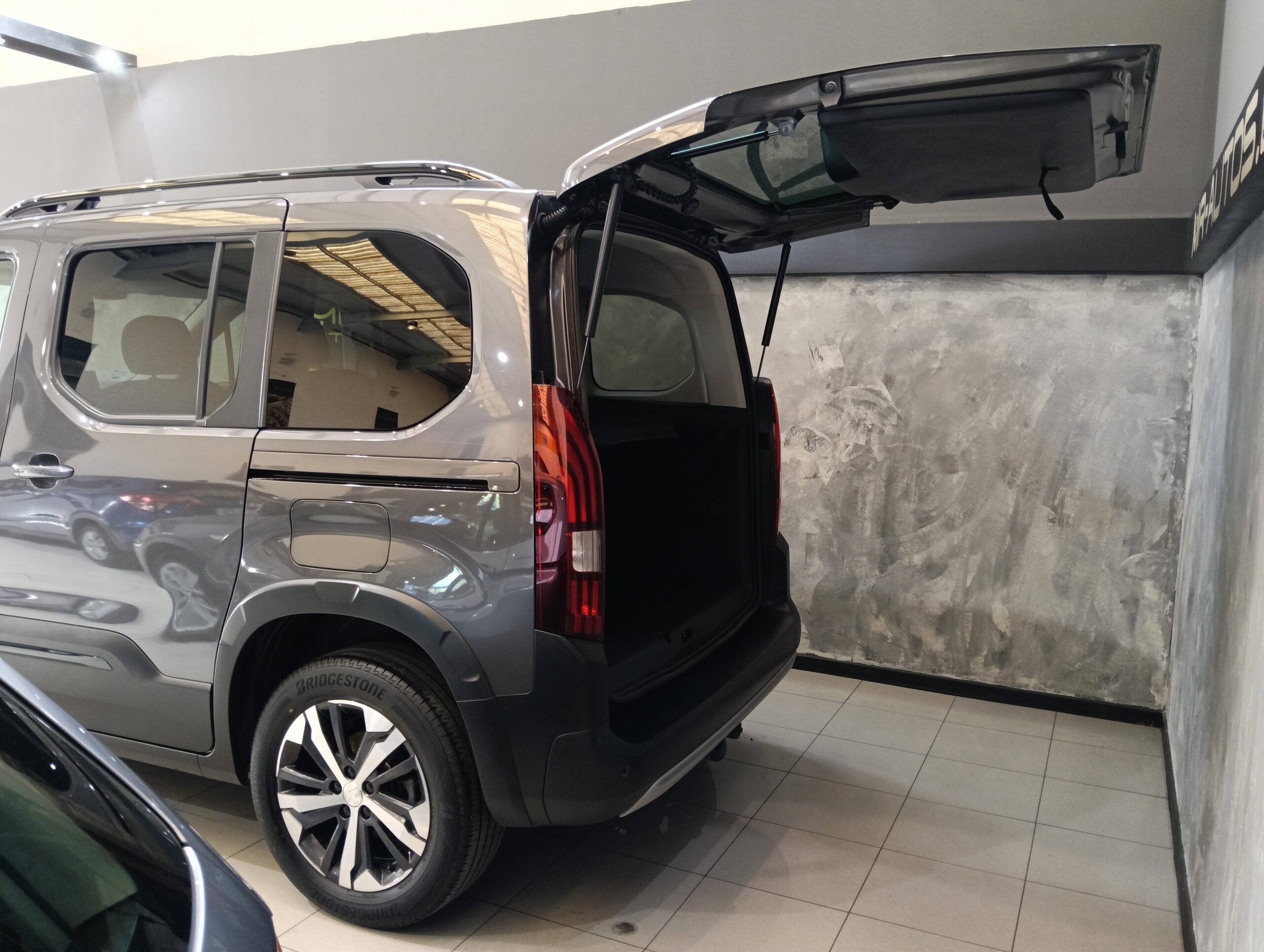 PEUGEOT Rifter GT Line Standard BlueHDi 96kW