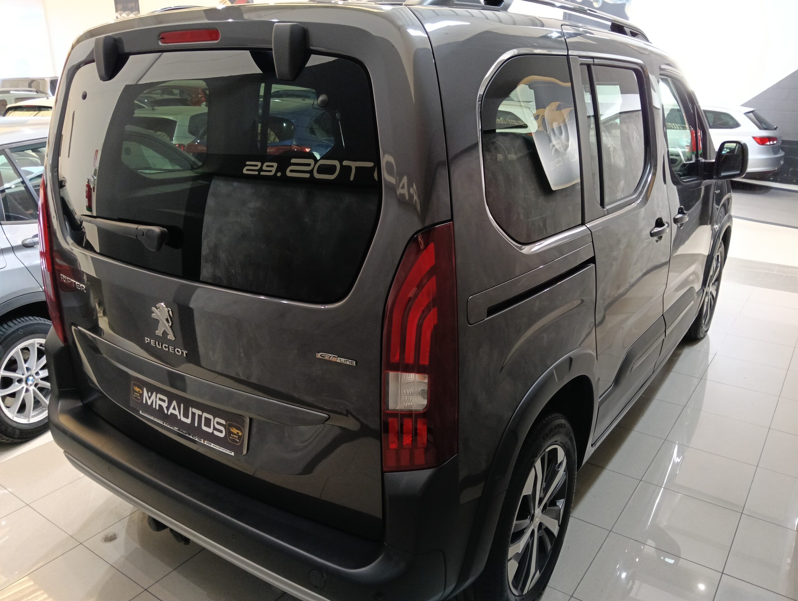 PEUGEOT Rifter GT Line Standard BlueHDi 96kW