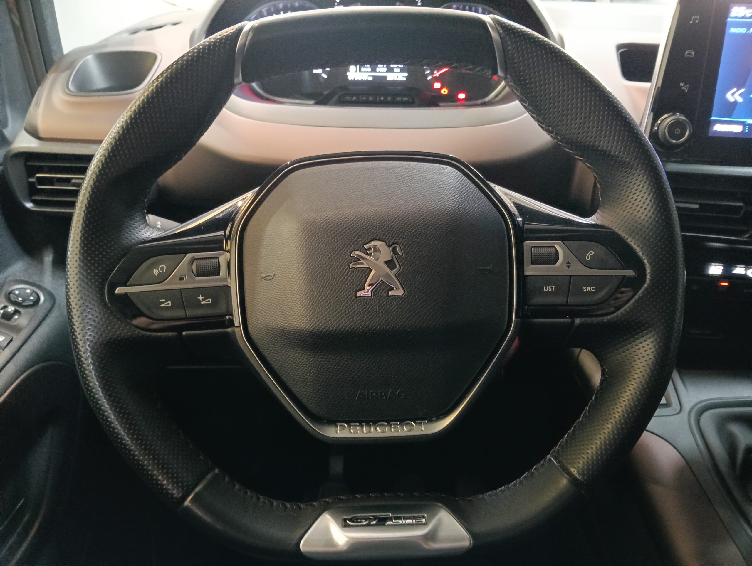 PEUGEOT Rifter GT Line Standard BlueHDi 96kW