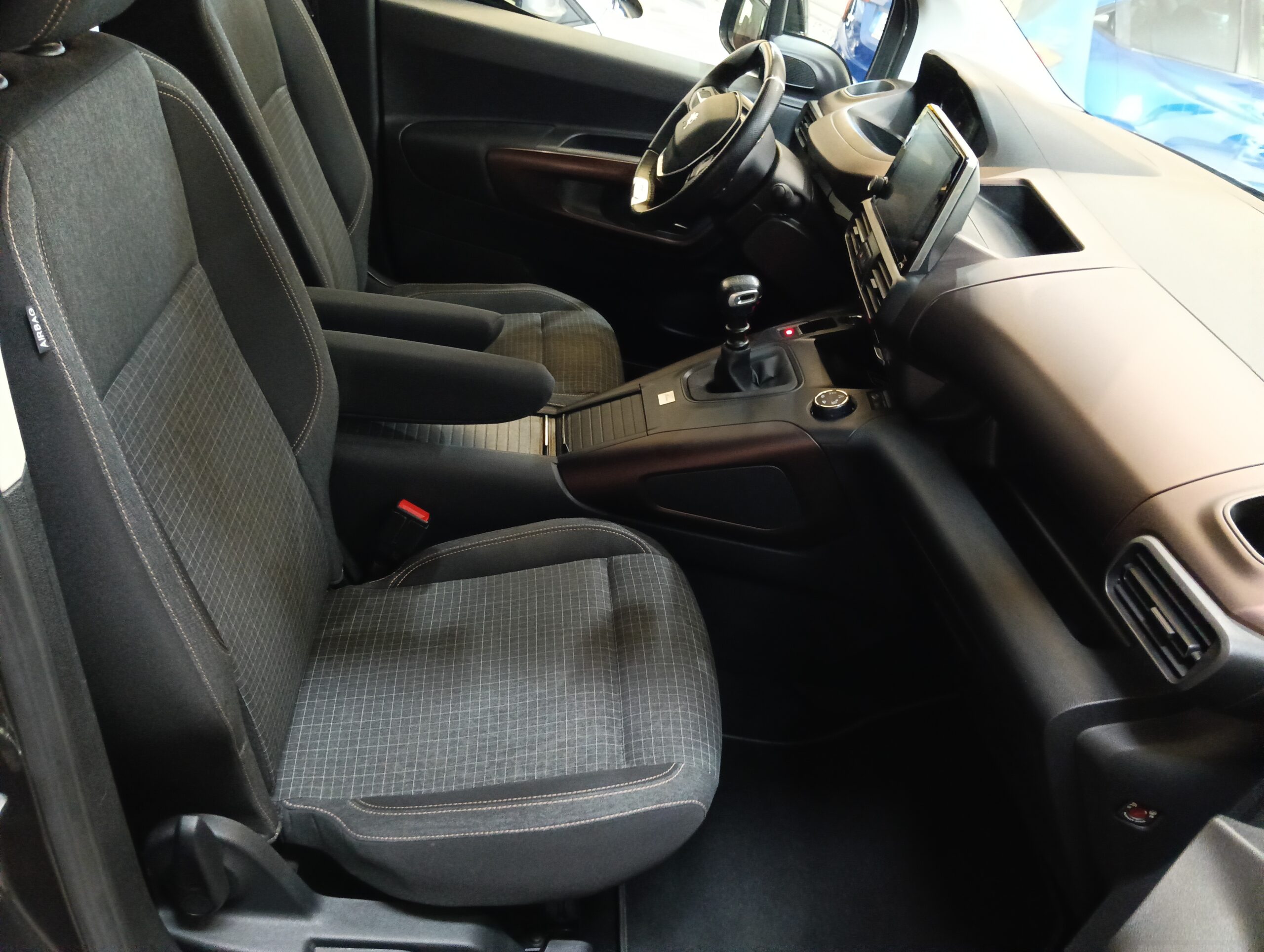 PEUGEOT Rifter GT Line Standard BlueHDi 96kW