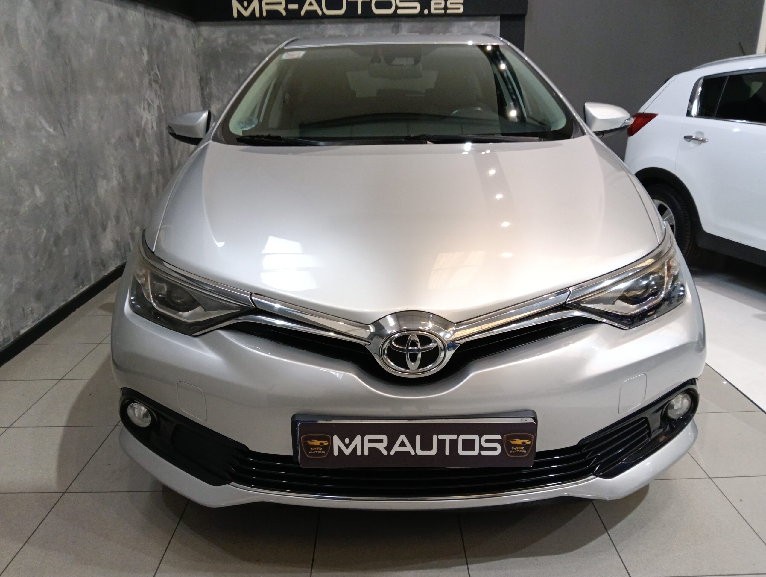 TOYOTA Auris 1.2 120T Feel
