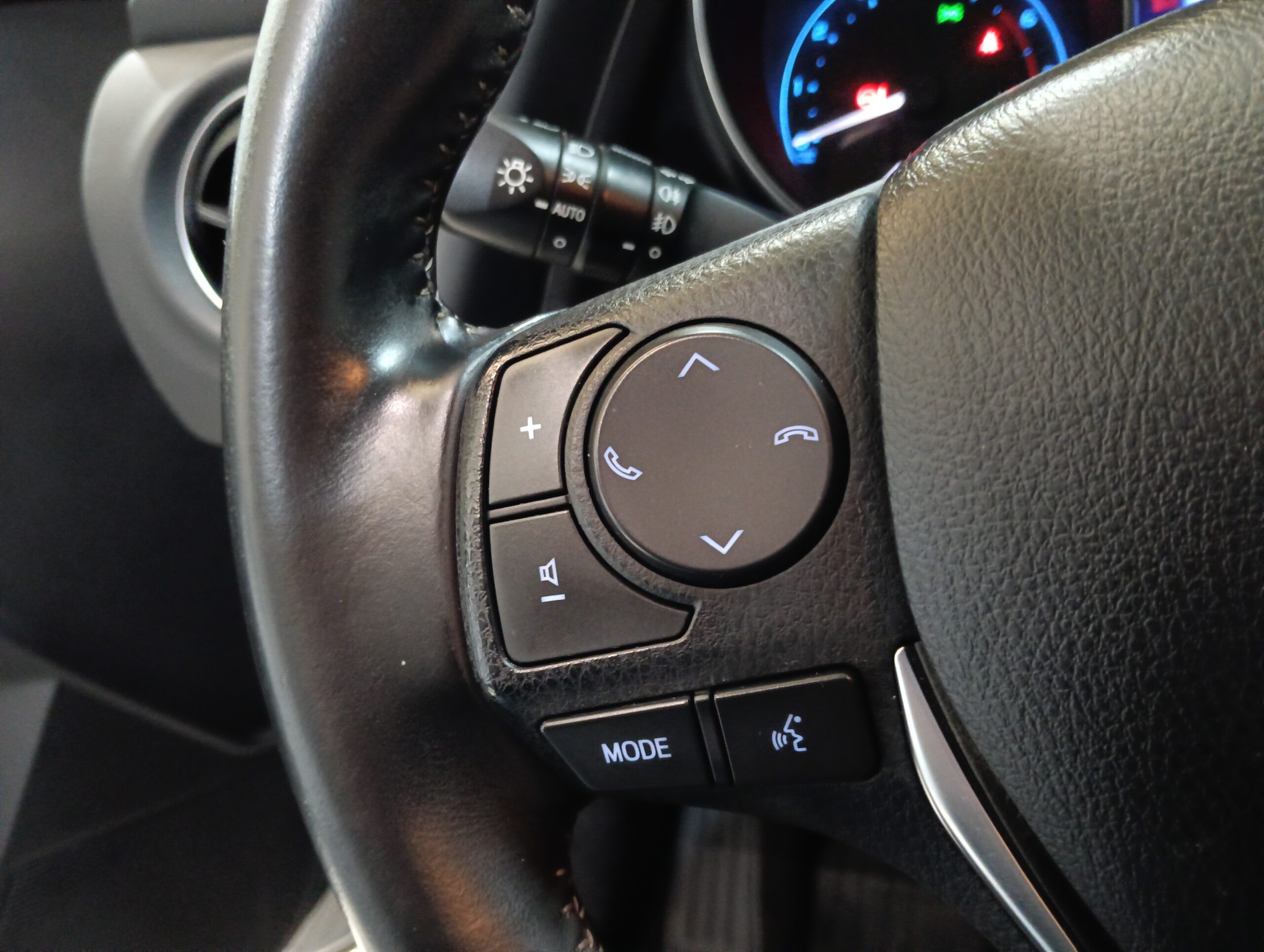 TOYOTA Auris 1.2 120T Feel