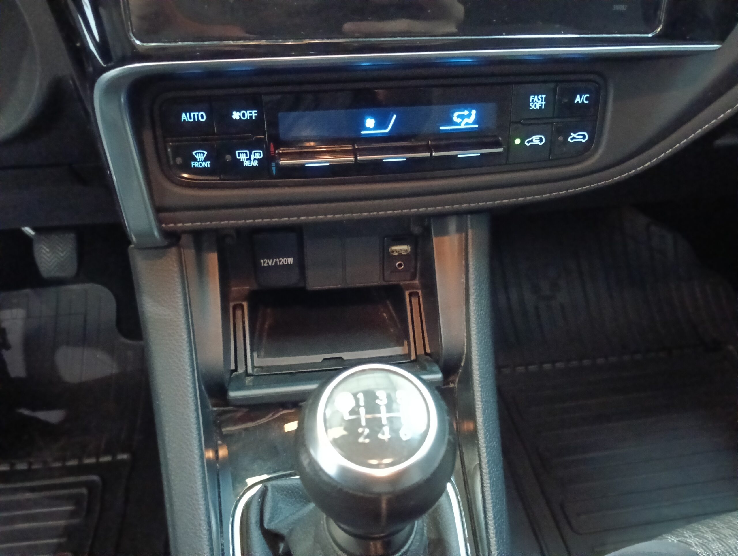 TOYOTA Auris 1.2 120T Feel